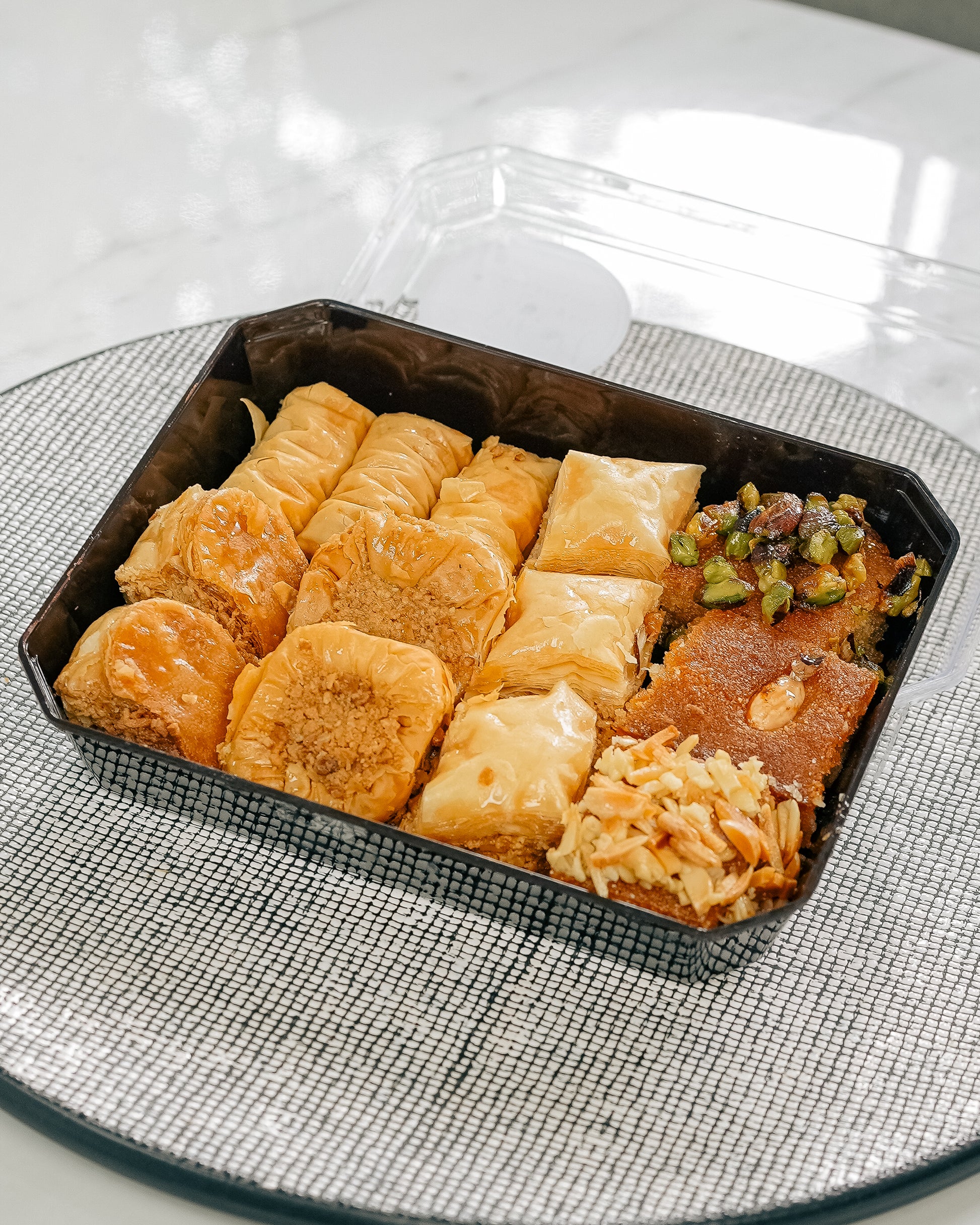 Mixed Baklava and Namoura- 1/2kg